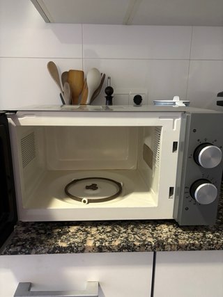Microondas QUIGG gris