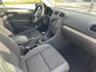 Volkswagen Golf VI
