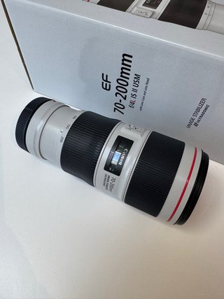 Canon EF 70-200mm f/4L IS II USM + parasol + funda