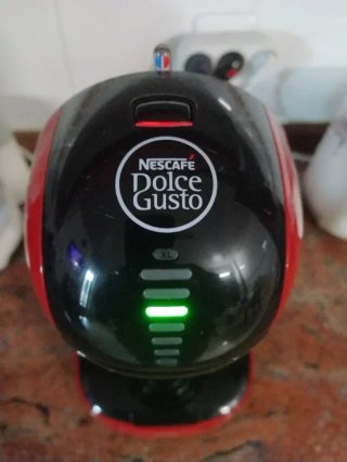 Cafetera Krups Dolce Gusto Diseño Futurista