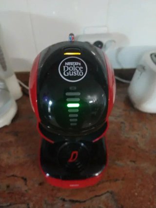 Cafetera Krups Dolce Gusto Diseño Futurista