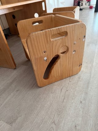 Mesa y 2 Sillas Montessori Madera Maciza