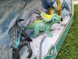 Set de 5 Dinosaurios Mini Glacier Kingdom