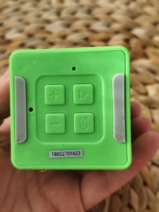 Altavoz Bluetooth Trust Verde Mini