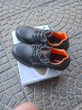 Zapatillas seguridad Cofra aluminio