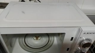 Microondas Jocel Blanco 20L