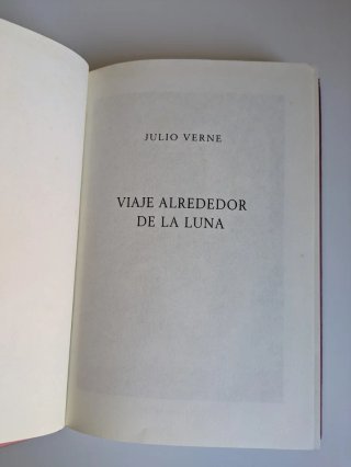 Viaje alrededor de la Luna