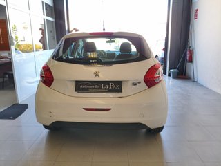 Peugeot 208 2014