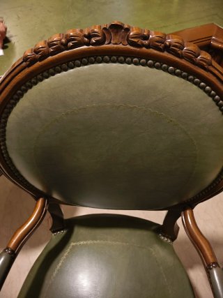 Escritorio y silla marquetería clásico