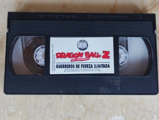 Cinta VHS Dragon Ball Z: Guerreros de Fuerza Ilimi