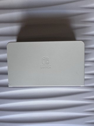 Nintendo Switch OLED + Fifa 22 + Funda