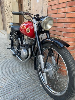 Montesa Brio 81 Roja y Negra