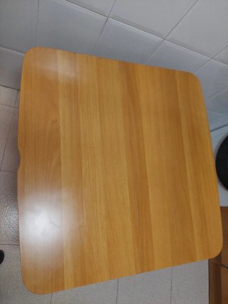 Mesa madera extensible + 2 taburetes