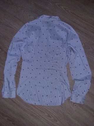 Camisa Azul claro Talla M/L. Zara
