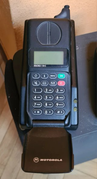 2 Teléfonos Vintage Motorola Micro T-A-C