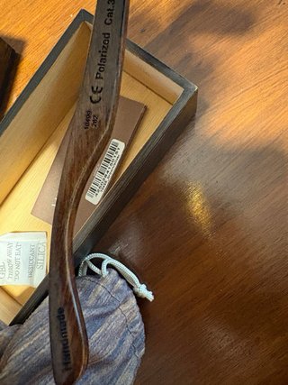 Occhiali da sole Wood Fellas fatti a mano in legno