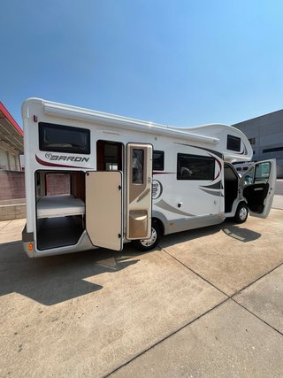Autocaravana Elnagh Baron 22