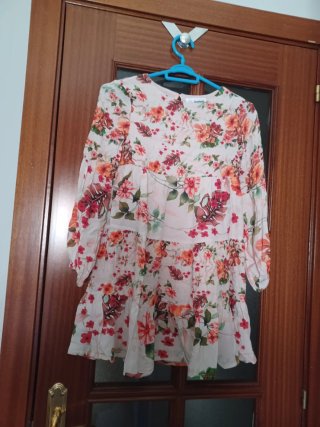 Vestidos juveniles estampado lunares y cazadora ne