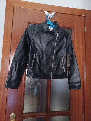 Vestidos juveniles estampado lunares y cazadora ne