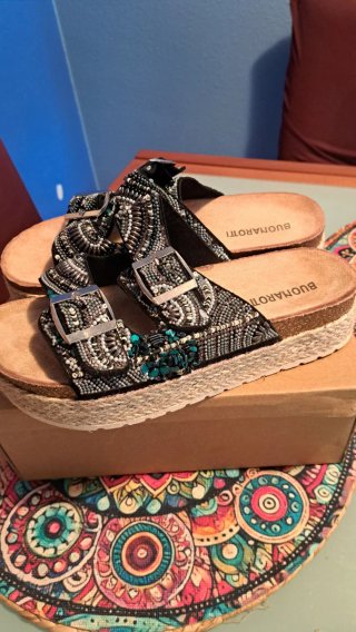 Sandalias Carotti Pedrería Talla 38