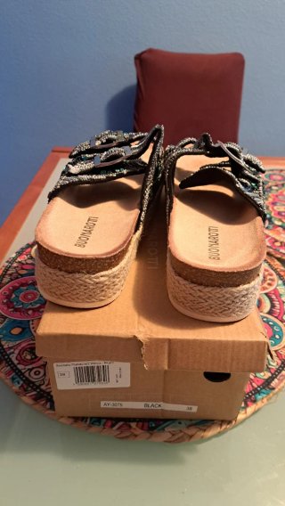 Sandalias Carotti Pedrería Talla 38