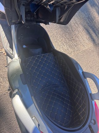 Yamaha XMAX 250 Maxi Scooter