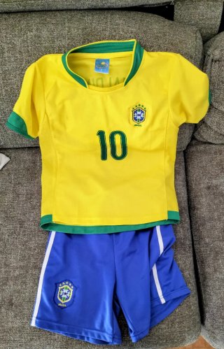Equipación Fútbol Brasil Niñ@ Talla 18