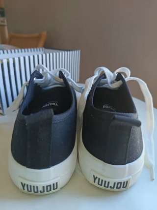 Zapatillas YUU JOU Negras Talla 40