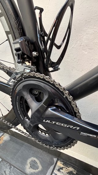 Grupo Shimano Ultegra Di2 con potenciometro.
