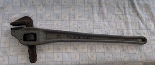 Llave Grifa Facom 135.24 Aluminio 24”