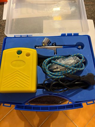 Kit Aerógrafo + Compresor AS-200 BD-130E