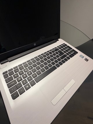 Ordenador portátil HP blanco 15