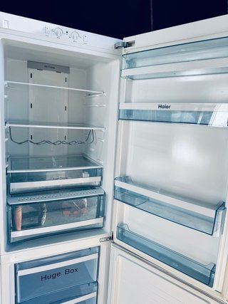 708.Frigorifico Combi Haier No Frost 1,86x60 SM