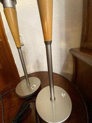 Lámparas de mesa metal y madera