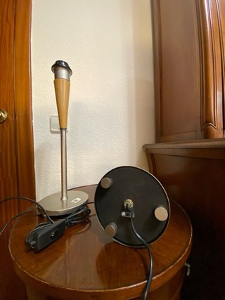 Lámparas de mesa metal y madera