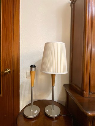 Lámparas de mesa metal y madera