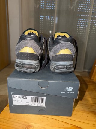 New Balance 2002RDB negras