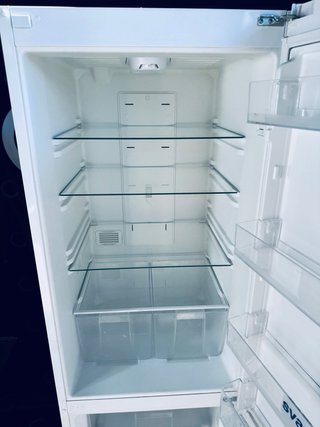 709.Frigorifico Combi Svan No Frost 1,85x60 SM