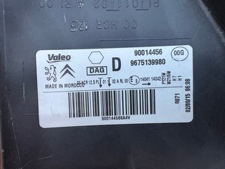 Faro delantero Citroen Elysee