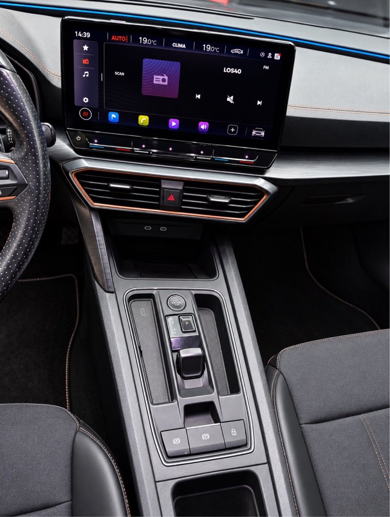 Cupra Formentor 1.5 TSI 2022, foto 8