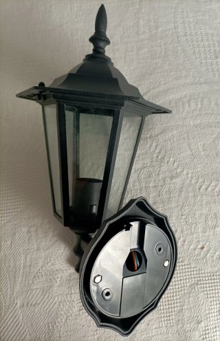 Farol de pared negro