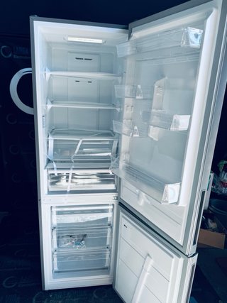 717.Frigorifico Combi Artica Inox Nuevo Tara 1,85