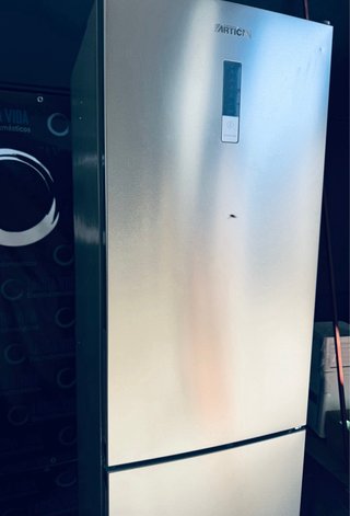 717.Frigorifico Combi Artica Inox Nuevo Tara 1,85
