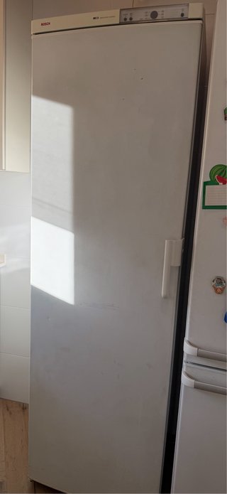 Congelador Vertical Bosch 7 Cajones