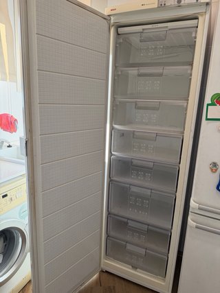 Congelador Vertical Bosch 7 Cajones