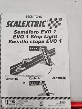 Scalextric C3 F-1 Ferrari Vodafone McLaren