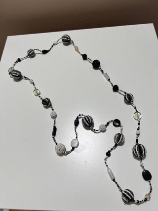 Collar largo moderno