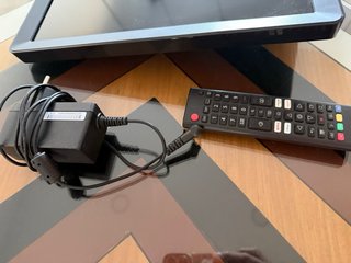 Televisor LG 24 Negro/Gris