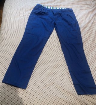 Lote 4 pantalones de tela con pinzas
