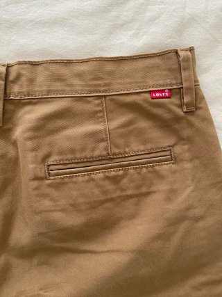 Pantalón corto Levis marrón
